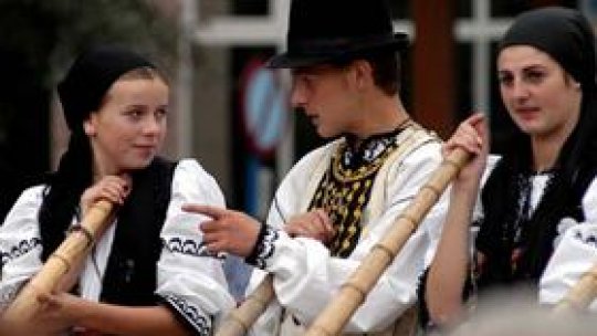 Mi-e dragă România pentru Târgul de fete de pe muntele Găina