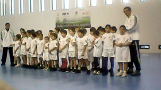 Real Madrid deschide la Bucureşti o şcoală socială de fotbal