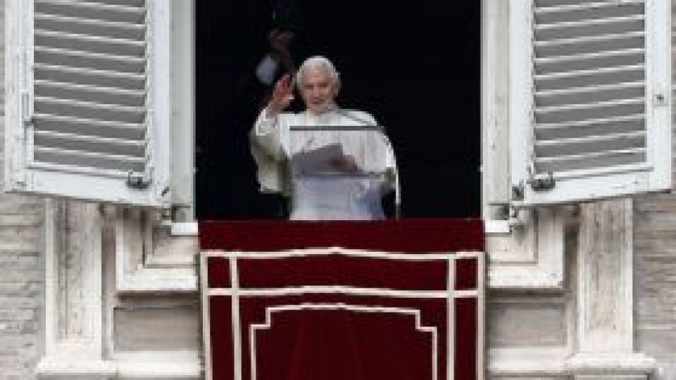 Papa Benedict al XVI-lea la patru zile înainte de retragere