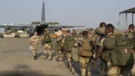 Intervenţia militară a Franţei în Mali primeşte un nou sprijin