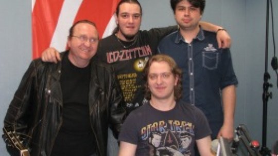 Invitat: Mike Godoroja & Blue Spirit