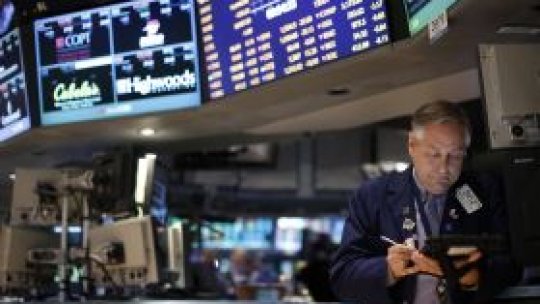 Evoluţia economiei mondiale, revizuită în scădere