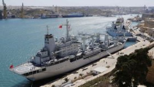 Patru marinari de pe nava reţinută în Egipt solicită debarcarea