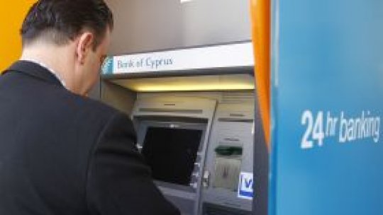 Tranzacţiile Bank of Cyprus, suspendate încă o zi