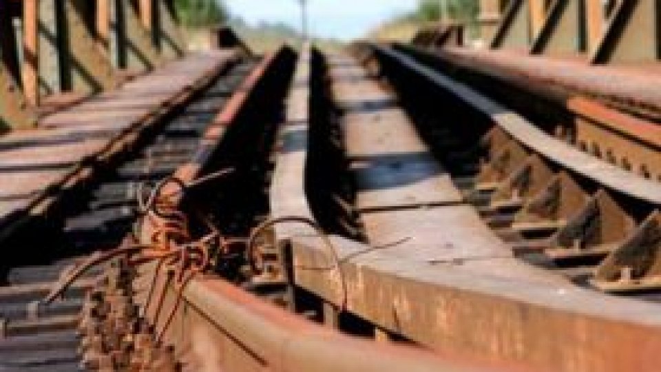 Hoţi de componente CFR, prinşi cu focuri de armă