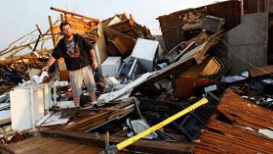 O tornadă ucide zeci de persoane în Oklahoma City