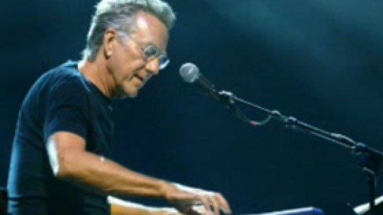 Ray Manzarek, membru fondator al The Doors, a murit