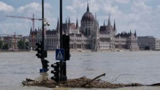 La Budapesta, "nivelul apelor Dunării a scăzut uşor"