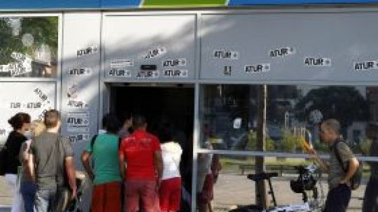Guvernul spaniol doreşte reluarea creditării IMM-urilor