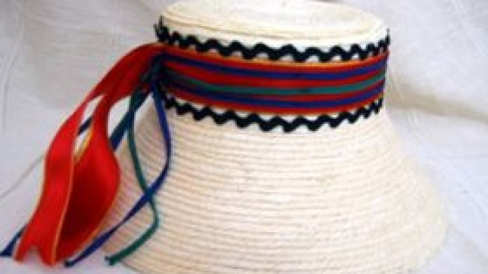 În vara asta se poartă… „clopul”