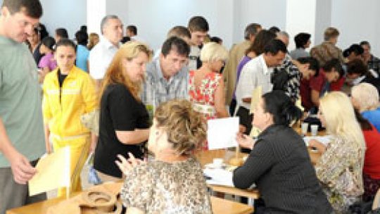"Lipsă de personal calificat" pe piaţa muncii din România