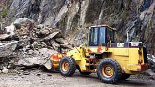 Turiști, blocați după o ploaie torențială