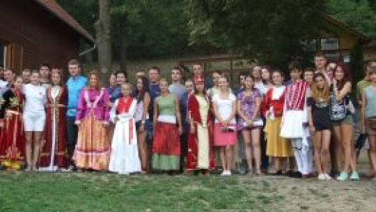 Tabără multiculturală la Pădureni, judeţul Covasna