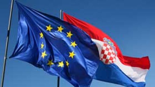 Comisia Europeană "avertizează Croaţia cu sancţiuni"