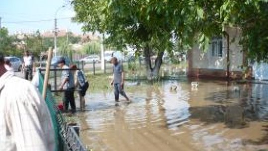 Ploaia torenţială face victime în judeţul Galaţi