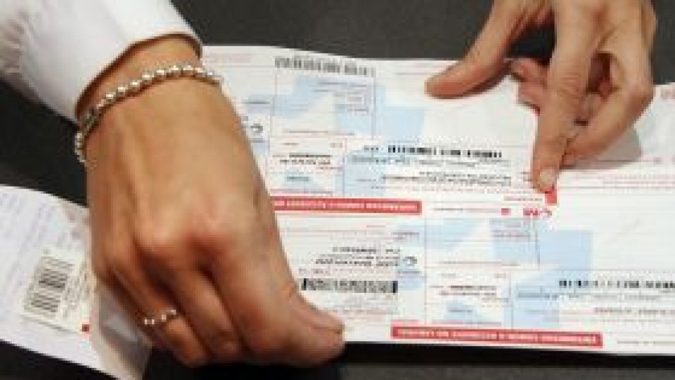 Cardurile de sănătate ar putea fi distribuite prin poştă