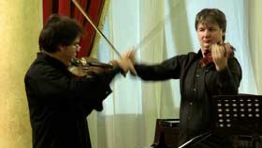 Duelul Viorilor ajunge la Craiova