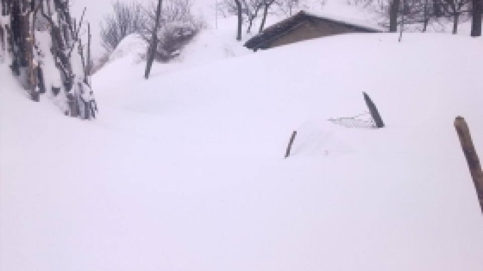 Sate izolate şi un nou cod portocaliu de ninsori