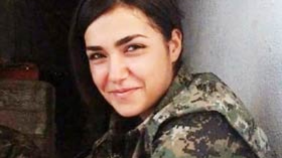 Amazoanele kurde in lupta cu ISIS