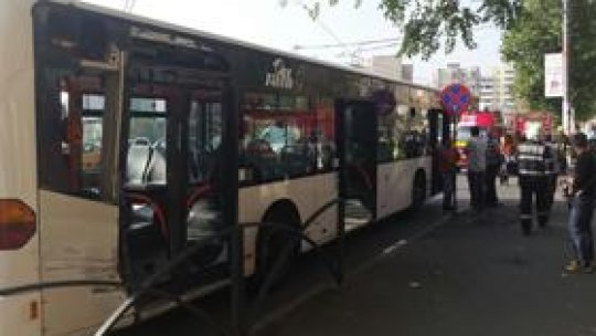 Accident cu răniţi în Bucureşti