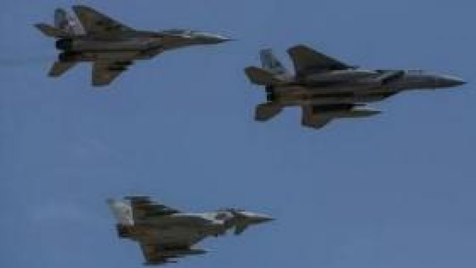 NATO: Rusia a intensificat activităţile aeriene