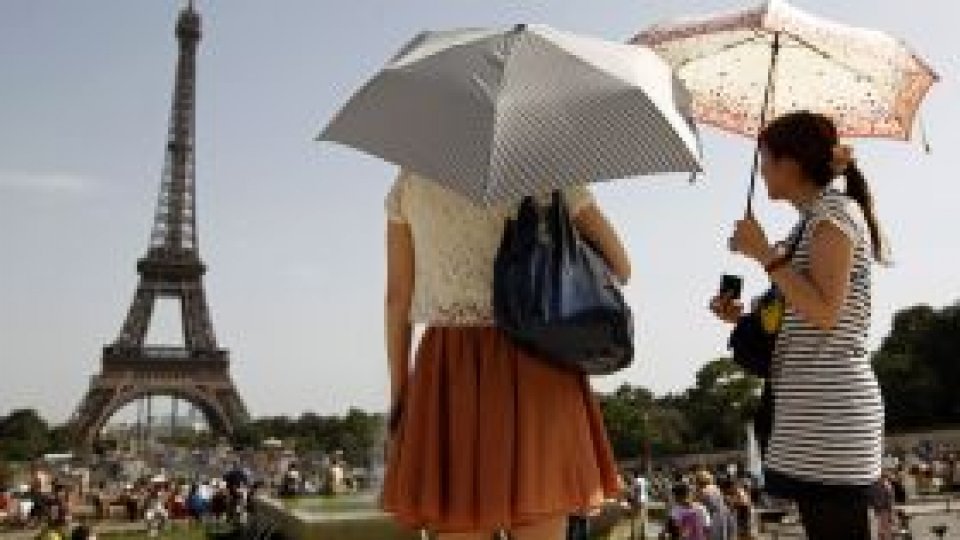 Inaugurare la Turnul Eiffel