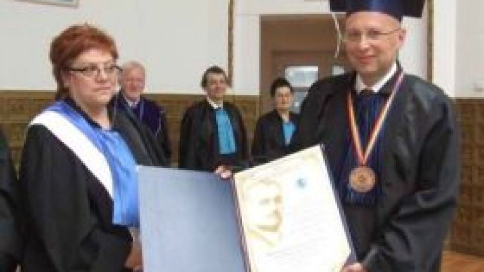 Stefan Hell, Doctor Honoris Causa al Universității Vasile Goldiș
