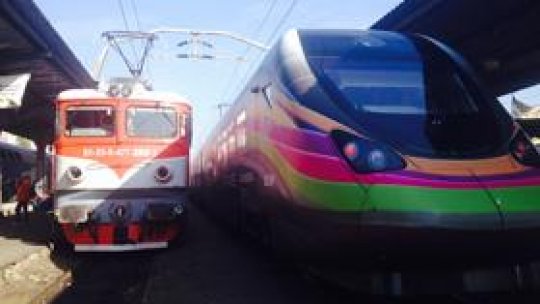 Cumparați online bilete de tren cu ajutorul telefonului mobil