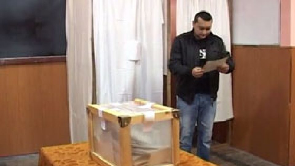 3 dintre deţinuţii cu drept de vot de la Poarta Albă nu votează