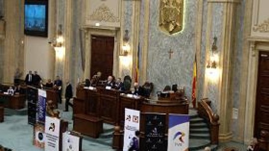 25 de ani de la prăbuşirea dictaturilor comuniste