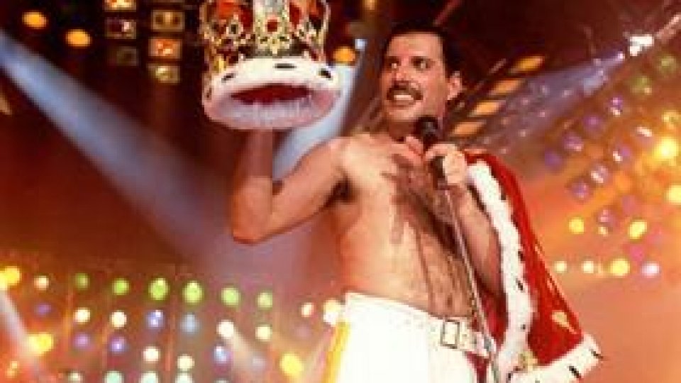 Queen Live At Wembley Stadium