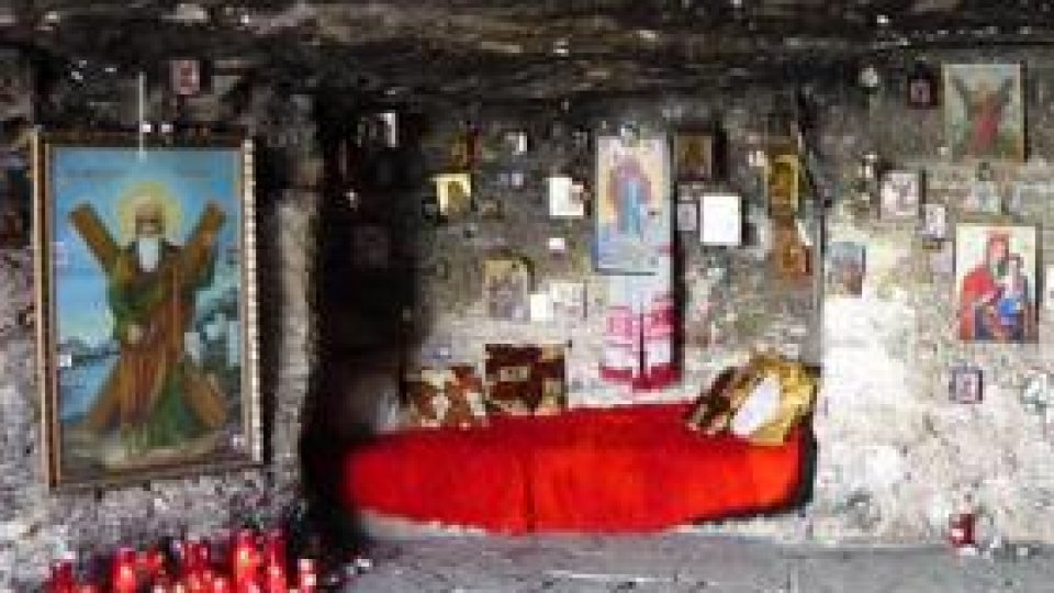 Pelerinaj la peştera Sfântului Andrei, din Constanţa