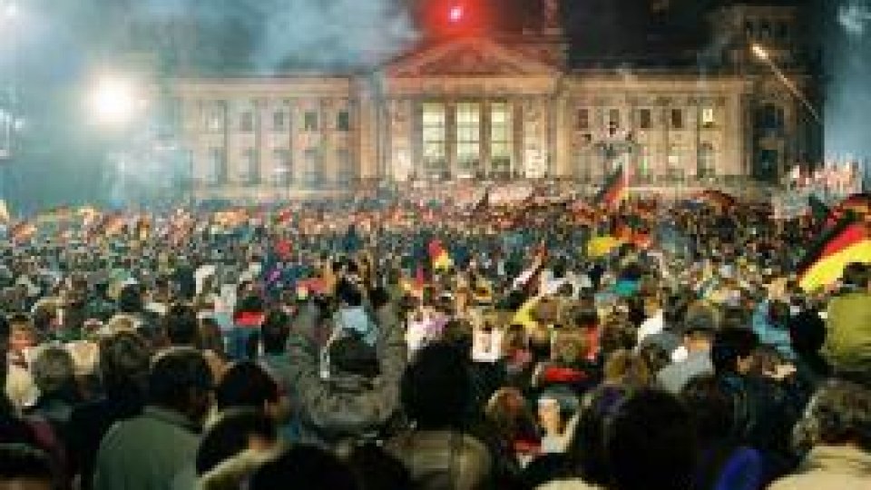 Căderea Zidului Berlinului, semnal de speranţă