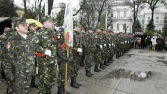 Sute de arădeni, prezenți la ceremoniile de Ziua Națională