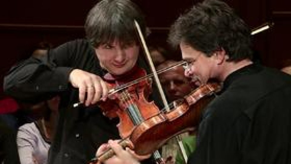 Publicul a câştigat Duelul Viorilor