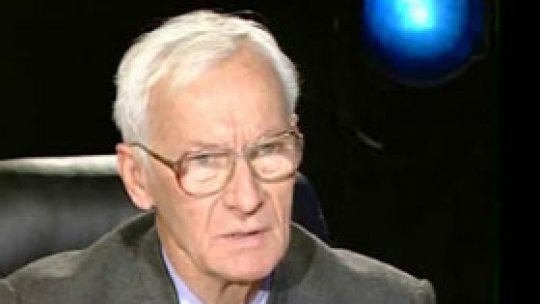 Preşedintele AFDPR, Octav Bjoza, decorat de Klaus Iohannis