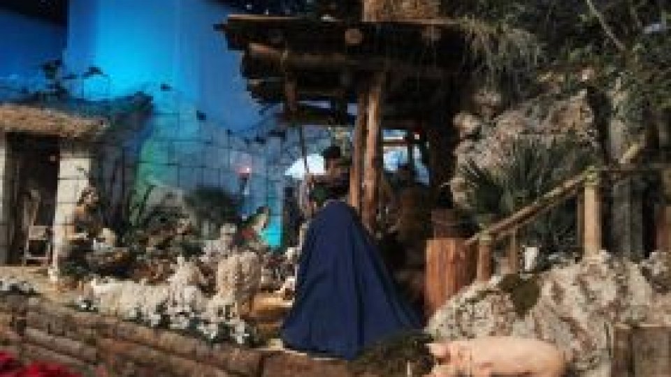 Papa Francisc a condamnat persecuţiile împotriva minorităţilor