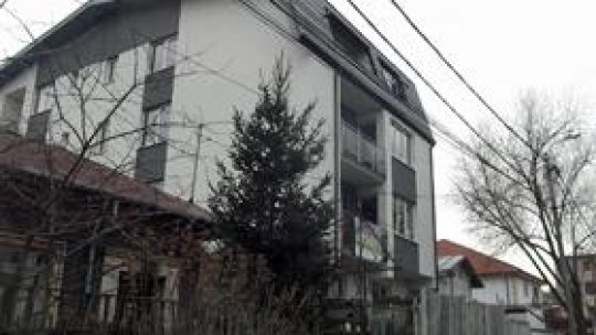 "Blocuri ilegale" în zona de case din Bucureştii Noi