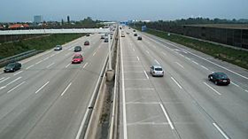 Autocar cu români implicat într-un accident în Suedia