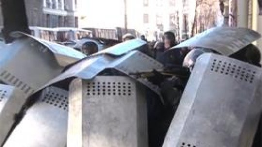 Proteste violente în Kiev