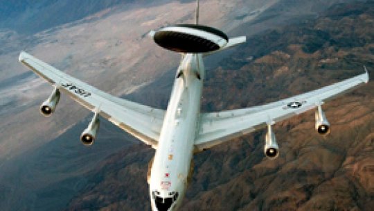 NATO trimite avioane de recunoaştere "deasupra României"