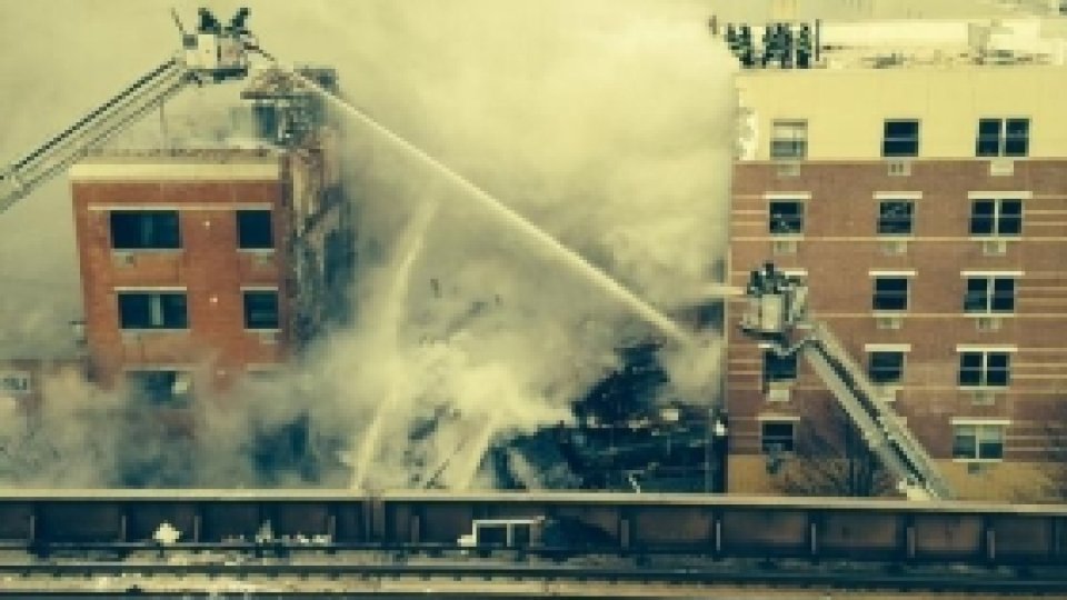 Clădire prăbuşită în New York după o explozie