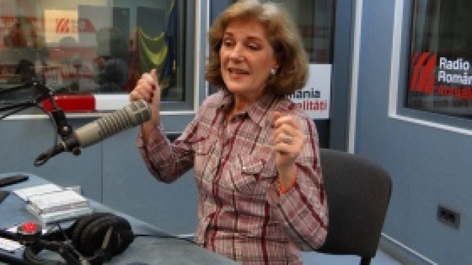 Invitată: Stela Enache