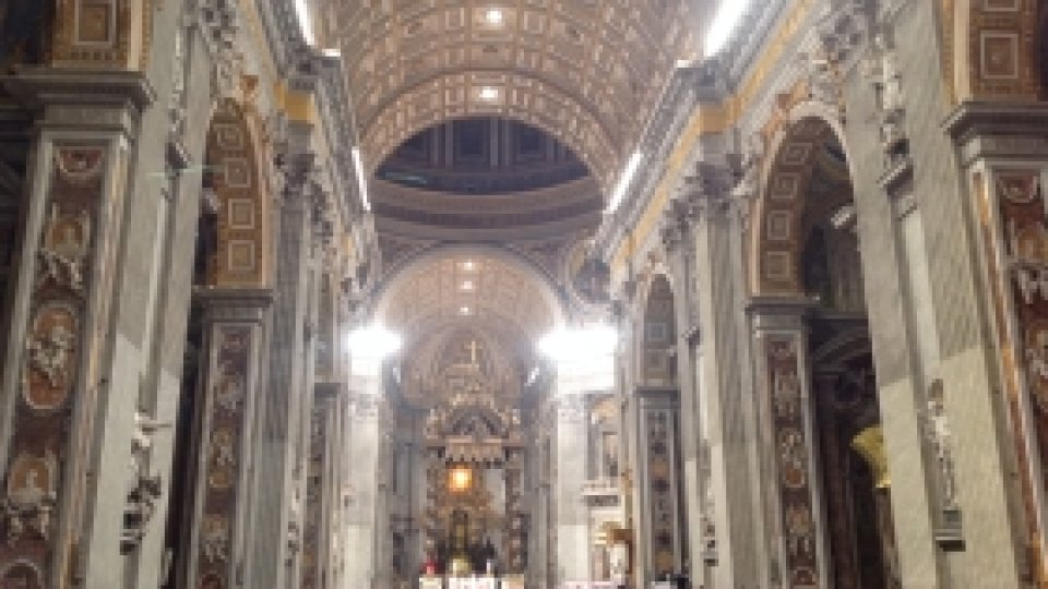 Papa Francisc a oficiat slujba Învierii în Basilica San Pietro