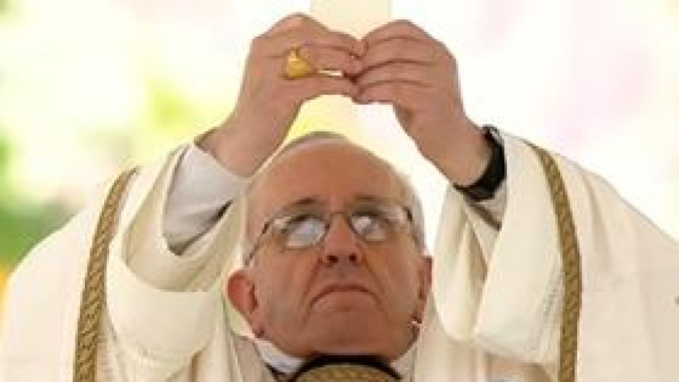 Papa Francisc s-a rugat pentru pace