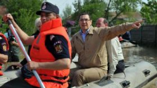 Premierul promite ajutoare guvernamentale pentru zonele inundate