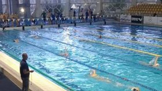 Juniorul Robert Glinţă, nou record naţional la înot