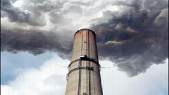 Riscurile cauzate de condiţiile meteo extreme "se înmulţesc"