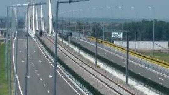 Podul mixt Calafat-Vidin, deschis şi pentru traficul feroviar