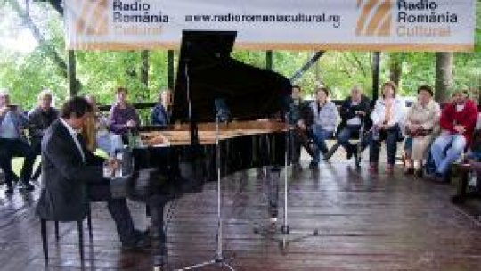 Weekend în acorduri de pian în parcul Herăstrău